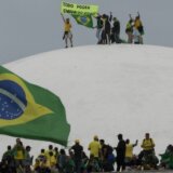 Brazil i politika: Kako je poziv na „žurku" izveo pet miliona Brazilaca na ulice i pokrenuo nasilje 10