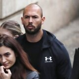 Endrju Tejt: Devojke iz Rumunije objašnjavaju kako im se obraćao preko društvenih mreža 5