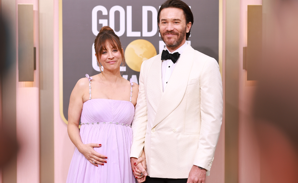 Zlatni globus 2023. u fotografijama: Kako su zvezde prošetale crvenim tepihom 8 Kejli Kvoko i Tom Pelfri