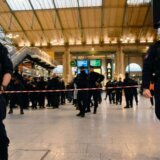 Francuska: Šestoro ljudi ranjeno u napadu nožem na železničkoj stanici u Parizu 5
