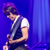 Muzika: Preminuo legendarni gitarista Džef Bek - odlazak „ratnika sa šest žica" 4