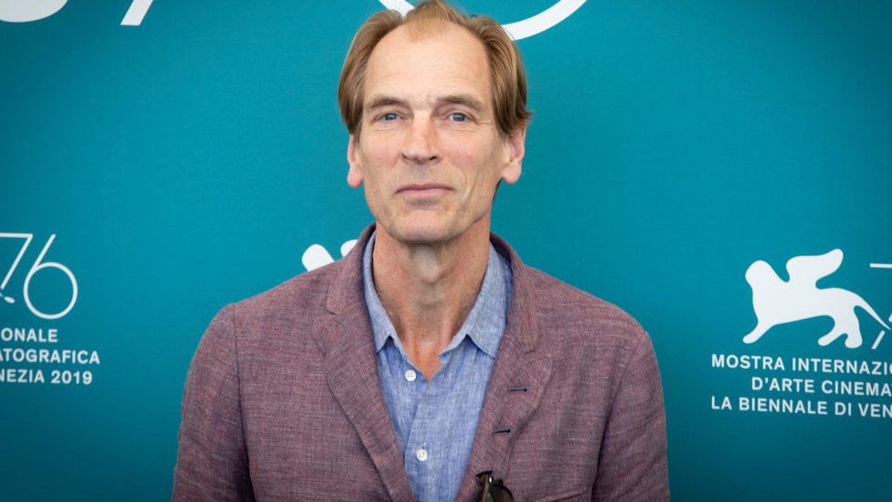 Poznati i Amerika: Britanski glumac Džulijan Sands nestao tokom planinarenja u Kaliforniji 1 British actor Julian Sands