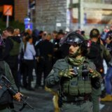 Bliski istok: Najmanje sedam mrtvih u napadu u Jerusalimu, Izrael šalje još vojnika u Zapadnu obalu 10