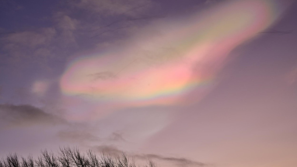 Velika Britanija i vreme: Retki sedefasti oblaci iznad Škotske 7 Iridescent colours in cloud