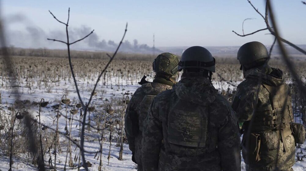 Ukrajinski zvaničnici: Soledar odoleva napadima dok Rusija jača vojno prisustvo 1