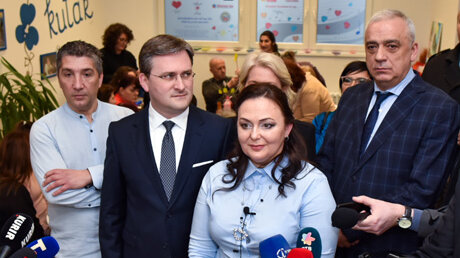 Ministar za rad i gradonačelnik Subotice na otvaranju kluba za osobe sa invaliditetom u tom gradu 1