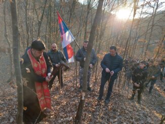 1673008060542 Majdanpečani organizovano išli po badnjak 2