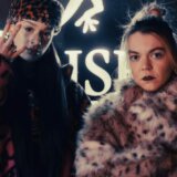 Kravate, odela, očevi, hrišćani, popovi, sve je na kraju dana smešno, mi samo izveštavamo 7