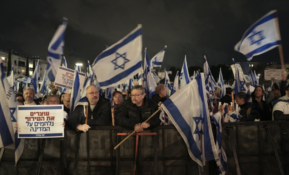 Hiljade Izraelaca demonstrira u Tel Avivu protiv Netanjahuove vlade 1