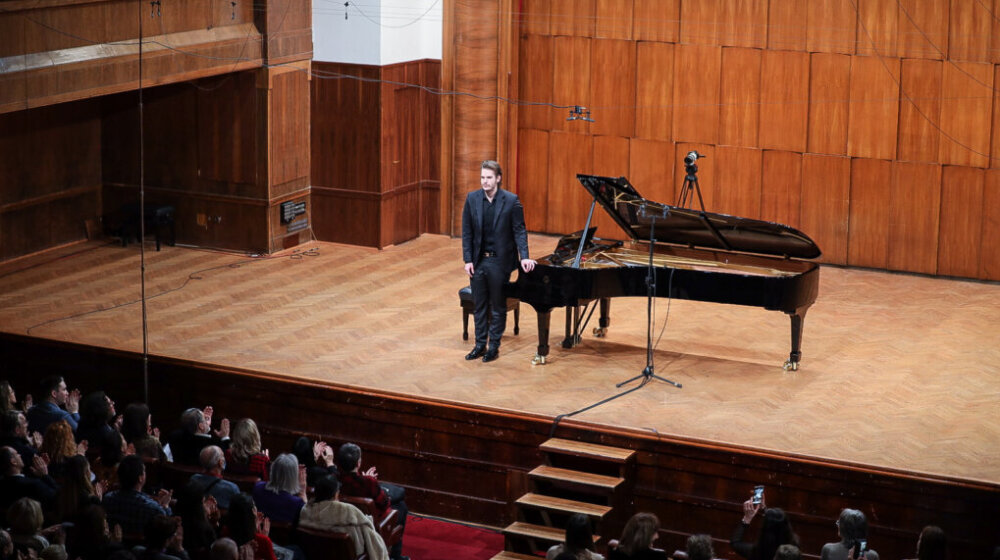 Mozzartov karavan poleteo sa Kolarca: Spektakularnim koncertom obeležen početak projekta „Sa Mozzartom na krilima muzike“ 1