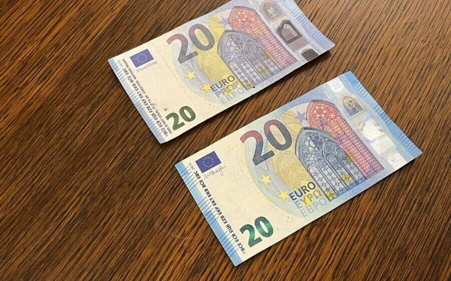 Kako da razlikujete lažnu od prave novčanice evra? 1