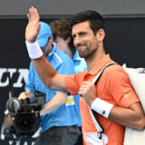 Đoković se plasirao u četvrtfinale turnira u Adelejdu 4