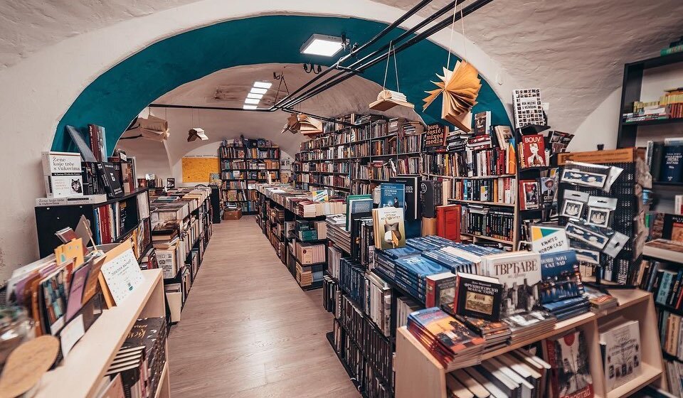 Zatvara se kultna knjižara "Most" u Novom Sadu: Na tržištu nema više mesta za male, nezavisne prostore 15