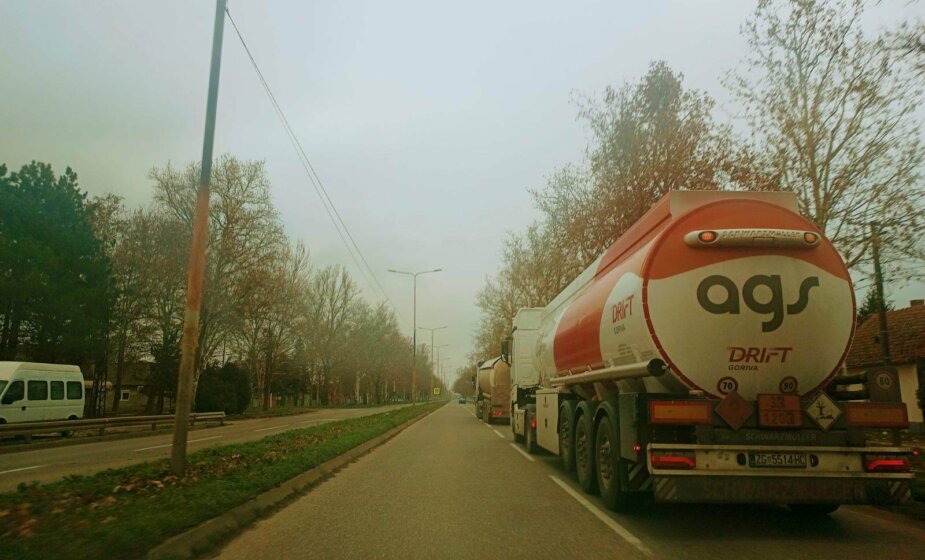 Oglasila se Azotara povodom izlivanja amonijaka u Pančevu 1