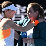 Jelena Dokić kivna na "zle, podle i neuke ljude", zbog komentarisanja njene kilaže 3