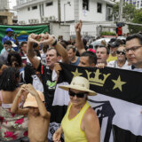 Oštre kritike brazilskim fudbalskim zvezdama jer nisu došle na sahranu Pelea 6