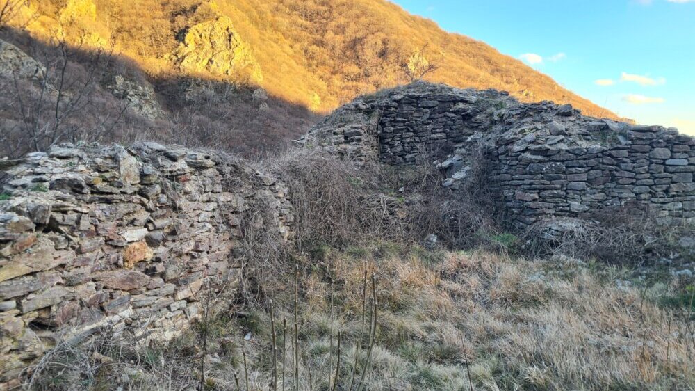 "Utvrđenje koje Osmanlije nisu porušile": Priča o tvrđavi nedaleko od Vranja 3 "Utvrđenje koje Osmanlije nisu porušile": Priča o tvrđavi nedaleko od Vranja 3