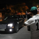 Kovčeg sa telom Pelea prebačen na stadion Santosa 14