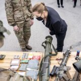 Zbog rasta tenzija od početka ruske agresije na Ukrajinu: Predložena obavezna vojna služba za žene 18