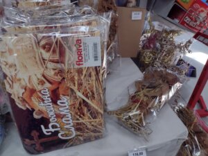 Koliko koštaju badnjaci u Srbiji: Na istoku Srbije ljudi ih i dalje seku, dok se na jugu kupuju po visokim cenama 2 Koliko koštaju badnjaci u Srbiji: Na istoku Srbije ljudi ih i dalje seku, dok se na jugu kupuju po visokim cenama 2