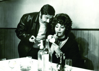 Ko je bila Lepa Landeka po kojoj napravljen film "I bog stvori kafansku pevačicu": Posetili smo kafanu u kojoj je snimano kultno ostvarenje (FOTO) 7