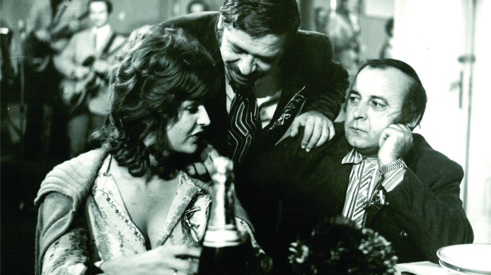 Ko je bila Lepa Landeka po kojoj napravljen film "I bog stvori kafansku pevačicu": Posetili smo kafanu u kojoj je snimano kultno ostvarenje (FOTO) 1