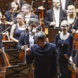 Beogradska filharmonija “Na dobrom putu”: Na koncertu muzika iz “Biti Džon Malkovič” i “Isijavanje” 10
