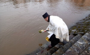 Zbog nabujale i mutne Đetinje, u Užicu nije bilo plivanja za Bogojavljenski krst 2
