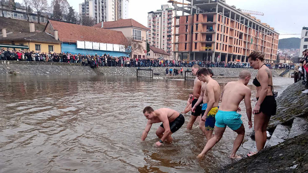 Zbog nabujale i mutne Đetinje, u Užicu nije bilo plivanja za Bogojavljenski krst 1