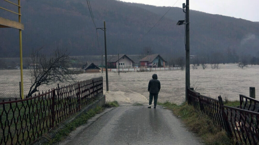 U Prijepolju i dalje kritično: Raste vodostaj Lima i njegovih pritoka 1