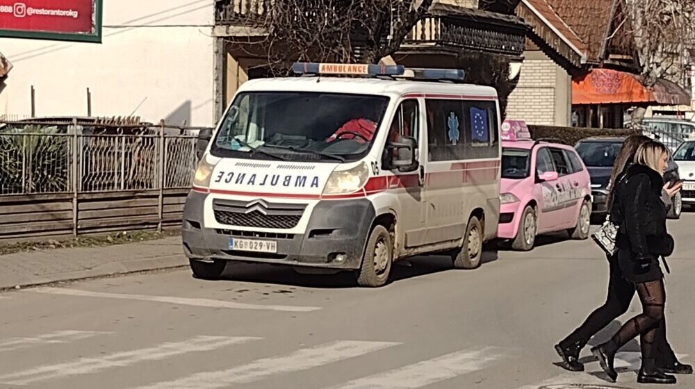 Žena povređena u niškom Gerontološkom centru nakon pada sa visine, prezena u UKC 1