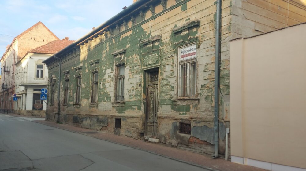 Da li će upravljač Zrenjaninske deponije obnoviti zgradu, koju je kupio pre pet godina 1