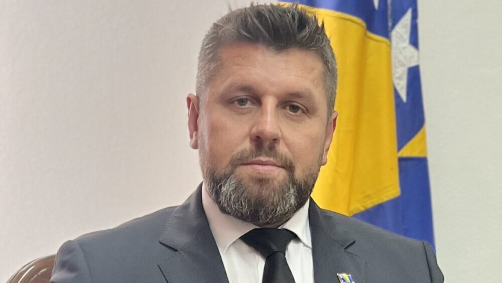 "Vučić sebe predstavlja kao najvećeg srpskog mučenika": Kako sagovornici Danasa vide novi "okršaj" ministra Konakovića i predsedika Srbije? 3 "Vučić sebe predstavlja kao najvećeg srpskog mučenika": Kako sagovornici Danasa vide novi "okršaj" ministra Konakovića i predsedika Srbije? 3