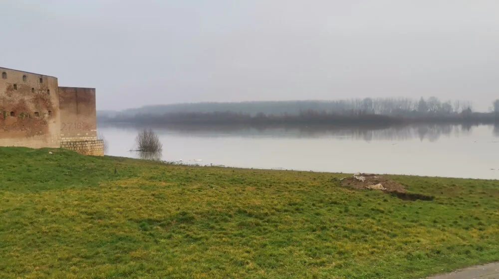 Reka Sava kod Šapca u opadanju, juče dostigla najviši nivo 1