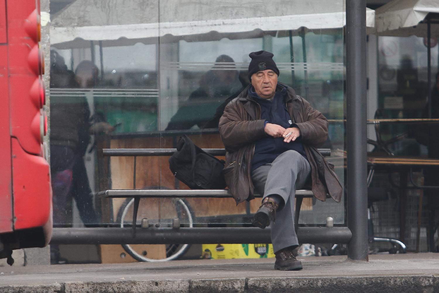 stajalište, gradski prevoz, Ljudi