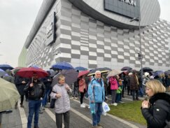 Protest Pravda za Nikolinu “Da nijedna porodica ne doživi to što je doživela moja”: Održan skup Pravda za Nikolinu 7