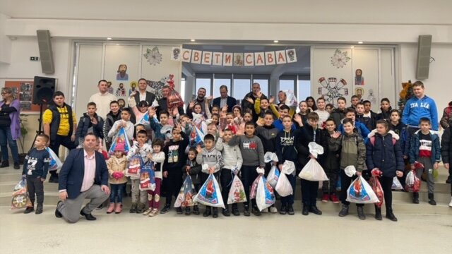 CarGo i Hilandar uručili 1.200 paketića na Savindan 1