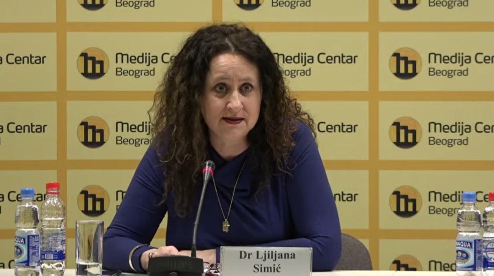 "Pacijent se veže za stolicu, prekrije čaršavom i prska alkoholom": Doktori "Laze" o "inovativnom lečenju" koje pominje Uprava 4 "Pacijent se veže za stolicu, prekrije čaršavom i prska alkoholom": Doktori "Laze" o "inovativnom lečenju" koje pominje Uprava 4