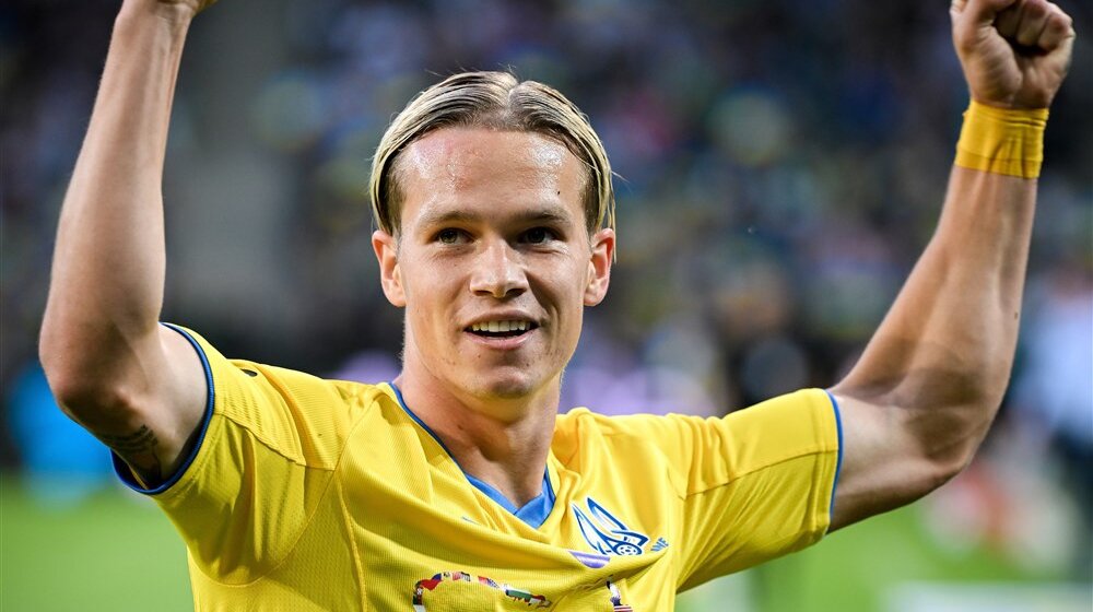 Od transfera Mihajla Mudrika u Čelsi 20 miliona funti prosleđeno ukrajinskoj vojsci 1