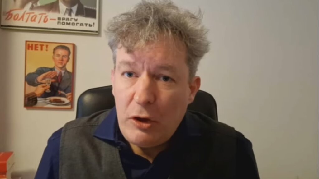 Vučić u par reči: „Arogancija kod kuće, snishodljivost u inostranstvu“ 2