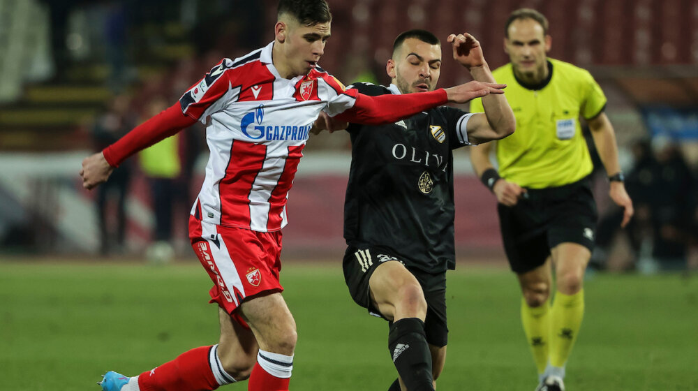 Buđenje Nemanje Motike, Crvena zvezda u trijumfalnom nizu u Beleku 1