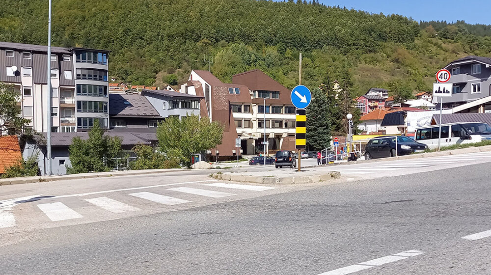 Iscureo mazut iz cisterne u centru Nove Varoši 1