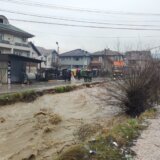 "Bujica je bila prebrza, nismo imali nikakve šanse da ih spasimo": Meštanin naselja u Novom Pazaru opisao kako je nabujala reka odnela komšije 10