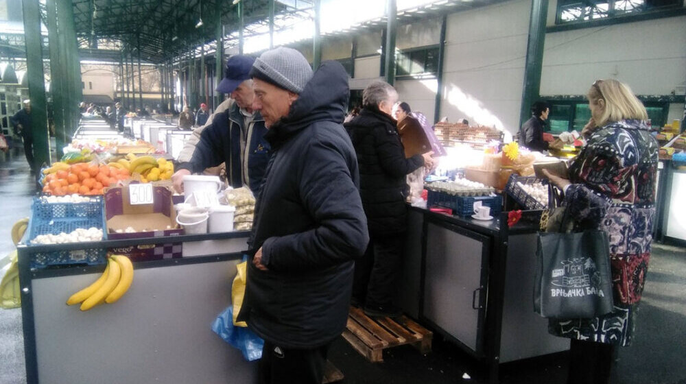 Nakon radova koji su kasnili dva meseca, pijaca u Užicu konačno otvorena 1