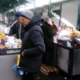 Nakon radova koji su kasnili dva meseca, pijaca u Užicu konačno otvorena 11