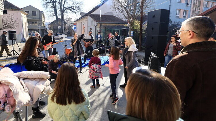 Rokenrol manifestacija „Ulica od srca” u Kragujevcu 1