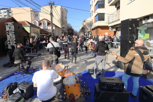 Rokenrol Ulica od srca Kragujevac 05 Rokenrol manifestacija „Ulica od srca” u Kragujevcu 5