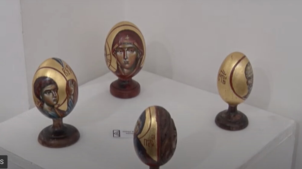 U Paraćinu otvorena tradicionalna Novogodišnja prodajna izložba 1