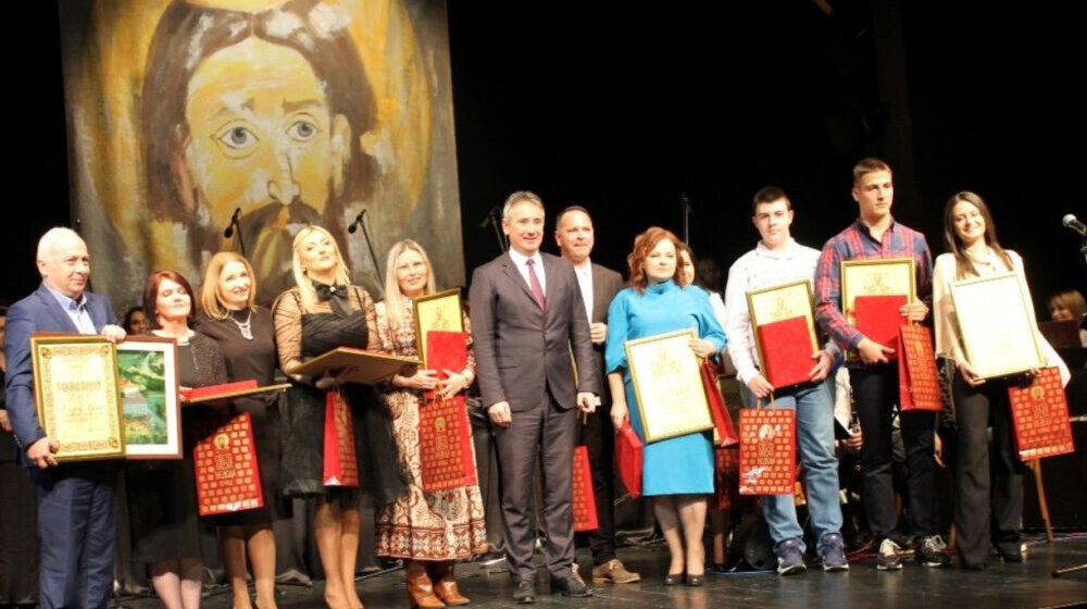 Uručene nagrade "Sveti Sava" u okviru Svetosavske nedelje u Vranju 15