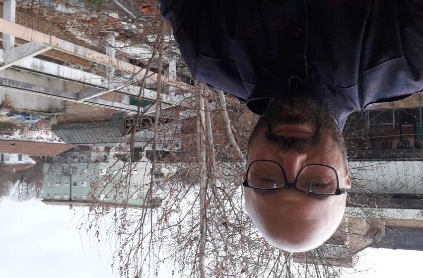 Reditelj Stevan Bodroža o predstavi "Četiri zida ili tragikomedija o karantinu" koju radi u vranjskom pozorištu 1